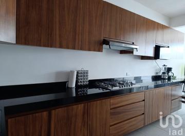 Casa · 187m² · 4 Recámaras · 4 Estacionamientos · Casa con 4 Recamaras en Venta en Residencial Rio Cancun Quintana Roo