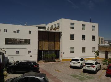 Edificio , Querétaro · Hospital - Comercial en Venta
