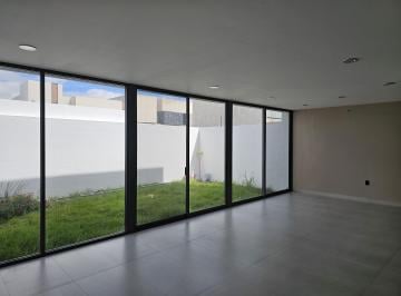 Casa de 4 habitaciones, Querétaro · Casa Nueva de 4 Recámaras, Jardín y 3 Estacionamientos | La Vista