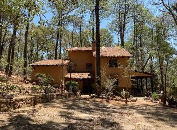Casa de 3 habitaciones, Tapalpa · Venta Cabaña en Tapalpa