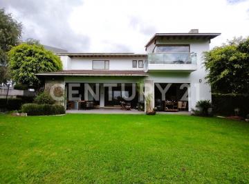 Casa · 671m² · 5 Recámaras · 7 Estacionamientos · Casa Residencial en Venta, Club de Golf La Vista Country Club, Puebla