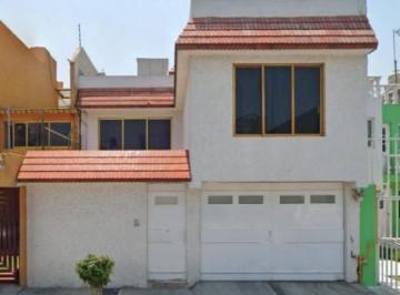 Casa de 4 habitaciones, Gustavo A. Madero · Excelente Oportunidad. en Acueducto de Guadalupe.