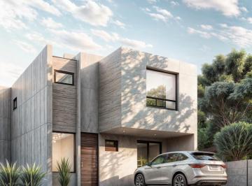 Casa de 4 habitaciones, Corregidora · Casa en El Condado, 4ta Recámara en Pb U Oficina, 4.5 Baños, Lujo