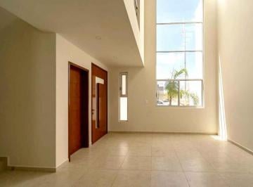 Casa · 180m² · 3 Recámaras · 2 Estacionamientos · Casas en Venta Aguascalientes Loretta