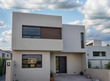 Casa de 4 habitaciones, El Marqués · Casa en Venta en Zibatá, Club de Golf, 4 Recámaras, 3 Baños, 3 Estacionamientos