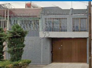 Casa de 3 habitaciones, Nezahualcóyotl · Venta de Casa en Nezahualcóyotl, Col. Metropolitana