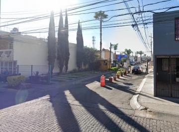 Casa en condominio de 2 habitaciones, Zapopan · Excelente Casa en La Tuzania en Remate
