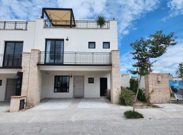 Casa de 4 habitaciones, Querétaro · Casa en Venta en El Salitre