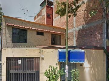 Casa de 3 habitaciones, Azcapotzalco · Venta de Casa en Boldo 130, Azcapotzalco - Remate Inmobiliario
