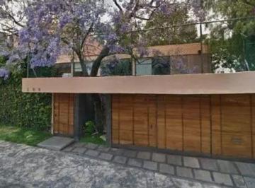 Casa de 5 habitaciones, Alvaro Obregón · Ri. Casa en Venta Nieve # 209, Alvaro Obregon, Cdmx.