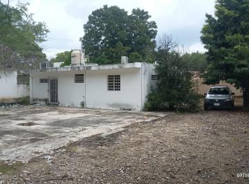 Terreno / Lote , Mérida · Casa en Venta Para Inversionistas en Esquina Santa Rita Cholul Merida, Yucatán