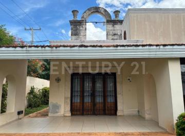 Casa · 684m² · 3 Recámaras · 3 Estacionamientos · Casa en Venta Col. Mexico Merida, Yucatan