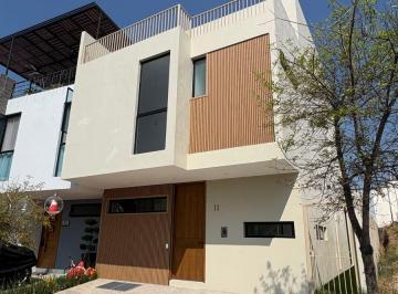 Casa en condominio de 3 habitaciones, Zapopan · Casa en Venta en Coto Bosques Vallarta Zapopan