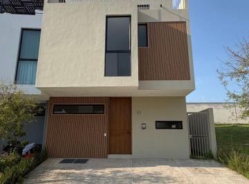 Casa en condominio de 3 habitaciones, Zapopan · Casa en Venta en Coto Bosques Vallarta Zapopan