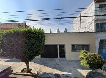 Casa de 3 habitaciones, Gustavo A. Madero · Casa en Venta en Guadalupe Tepeyac