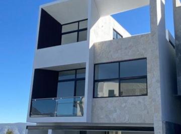 Casa de 3 habitaciones, Monterrey · * Casa Para Venta en Residencial Everest *