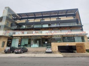Local comercial · 82m² · 3 Estacionamientos · Local Comercial en Renta en del Valle