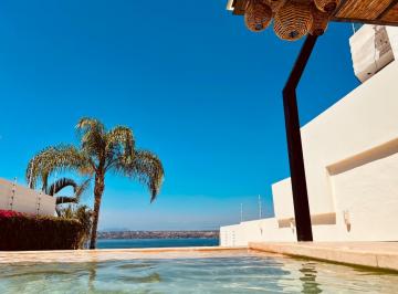 Casa de 3 habitaciones, Jojutla · En Venta Preciosa Casa en Tequesquitengo