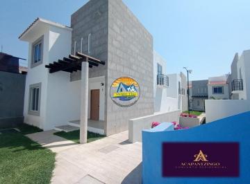 Casa de 4 habitaciones, Cuernavaca · Casas en Cuernavaca de 3 Recámaras con Alberca. Exclusiva Privada de 6 Casas