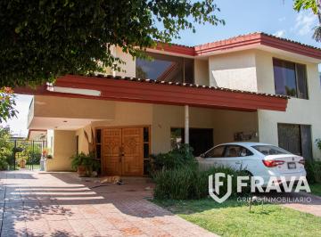 Casa de 5 habitaciones, Zapopan · Venta de Casa en Lomas del Bosque