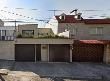 Casa de 4 habitaciones, Coyoacán · Casa en Venta en Churubusco Country Club