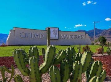 Terreno / Lote · 114m² · Terreno en Venta Ciudad Maderas Slp - (4)