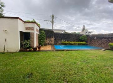 Casa de 4 habitaciones, Cuernavaca · En Venta Preciosa Casa en Vista Hermosa