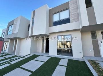 Casa de 3 habitaciones, El Marqués · Preventa Casa con 3 Recamaras, 2.5 Baños, 2 Autos, Sala Tv