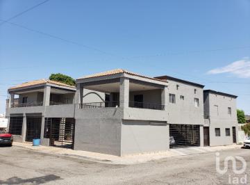 Casa · 550m² · 3 Recámaras · 4 Estacionamientos · En Venta Casa y 4 Departamentos. Excelente Inversión en Mexicali, en El Lienzo.