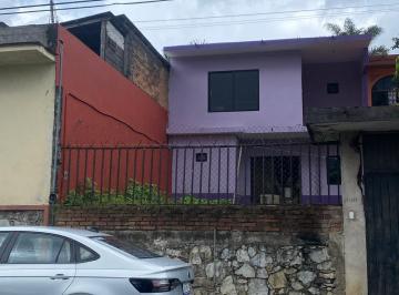 Casa de 3 habitaciones, Fortín · Casa en Venta Calle 6 Entre Avs. 5 y 7 Col. Centro Fortin, Ver.