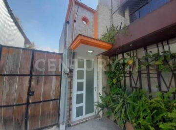 Casa · 100m² · 3 Recámaras · 1 Estacionamiento · Casa Dúplex en Venta, Colonia Bosques de Aragón, Nezahualcóyotl, Estado de México.