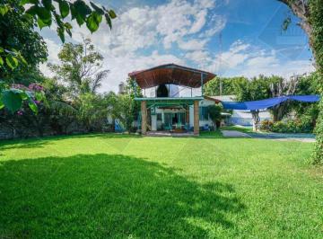 Casa de 4 habitaciones, Xochitepec · Casa en Venta en Chiconcuac Morelos