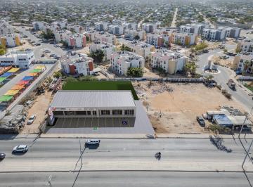 Local comercial · 66m² · 10 Estacionamientos · Local en Los Cabos en Av Principal
