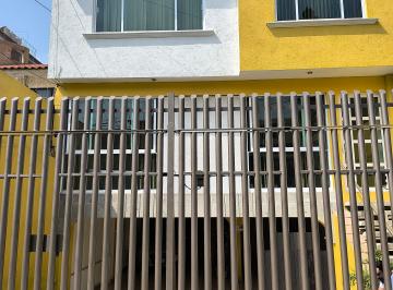 Dúplex de 3 habitaciones, Coyoacán · Hermosas Casas Duplex Privadas