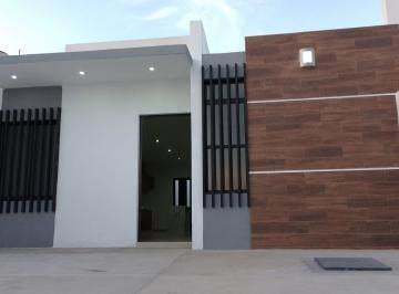 Casa de 3 habitaciones, Villa de Alvarez · Casa Venta Fraccionamiento Real de San Jorge a 5 Min del Centro Villa de Álvarez