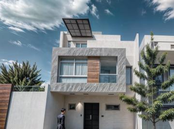 Casa de 3 habitaciones, Querétaro · Hermosa Casa en Venta en Paseo San Junípero Ubicación Entre El Refugio y Zibatá