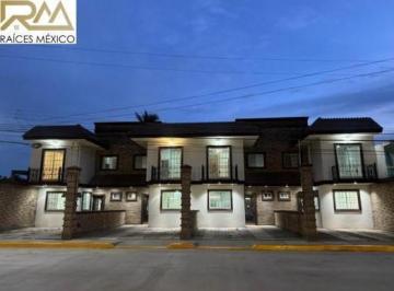 Casa · 102m² · 3 Recámaras · 2 Estacionamientos · Casa en Venta Col. Americo Villareal