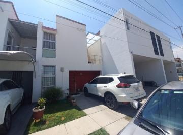 Casa de 3 habitaciones, Tlajomulco de Zúñiga · Casa en Venta Real del Valle $1,925,000