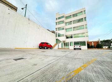 Departamento · 120m² · 1 Recámara · 2 Estacionamientos · Departamento en Renta en Lomas Altas