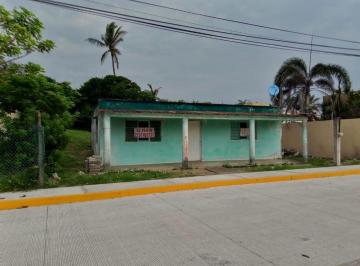 Terreno / Lote , Alvarado · Terreno con Casa (Se Vende Como Terreno)