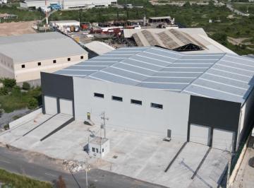 Bodega comercial · 2800m² · 178 Estacionamientos · Bodega en Renta 2800 m en Parque Santa Catarina Nuevo León