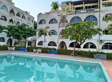 Departamento de 3 habitaciones, Acapulco de Juárez · Departamento en Venta con Alberca, en Playa Caleta, Acapulco 76 m², $1,430,000 Pesos