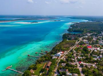 Terreno / Lote · 100842m² · Venta Terreno 10 Ha Bacalar, Quintana Roo