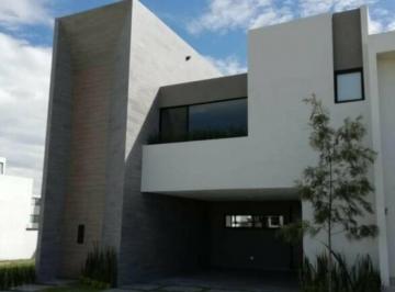 Casa de 4 habitaciones, San Andrés Cholula · Bonita Casa en Renta en Lomas de Angelópolis, Opción a 4a Recámara