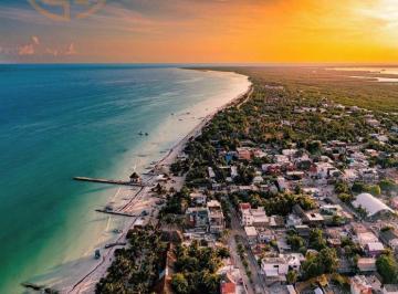 Terreno / Lote · 200m² · Lotes de Inversión en Holbox, Punta Mosquito