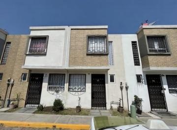 Casa · 70m² · 2 Recámaras · 1 Estacionamiento · Casa en Renta Fraccionamiento en Lerma