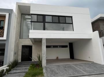 Casa de 3 habitaciones, Monterrey · Valle de Cristal Casa en Venta Zona Carretera Nacional El Barro en Monterrey N. L