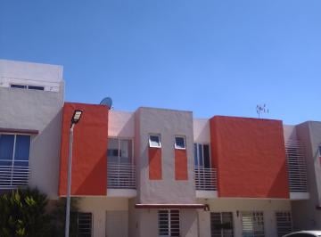 Casa de 3 habitaciones, Zapopan · Casa en Renta Fraccionamiento Puerta Serena Zapopan Jalisco