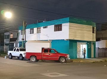 Casa de 3 habitaciones, Guadalajara · Casa en Venta con Locales Comerciales en Col. Antigua Penal Oblatos	$4,350,000