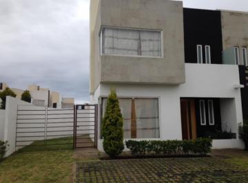 Casa · 151m² · 3 Recámaras · 2 Estacionamientos · Casa en Foresta